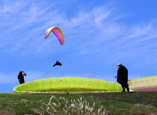 parapentererererereres elevandose