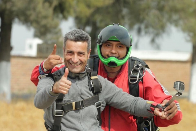 Saltemos en paracaídas