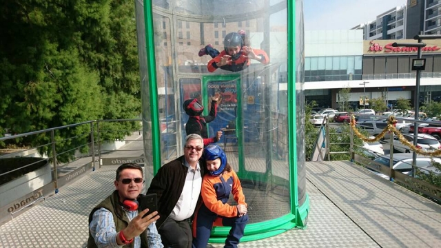 Disfrutando del tunel de viento