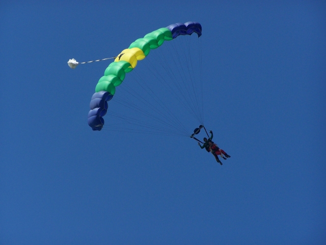 Salto en paracaídas en Cuernavaca con fotografías