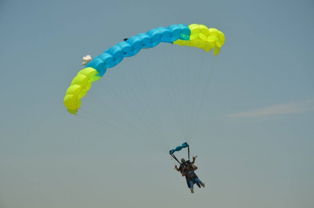 Salto tándem de cumpleaños