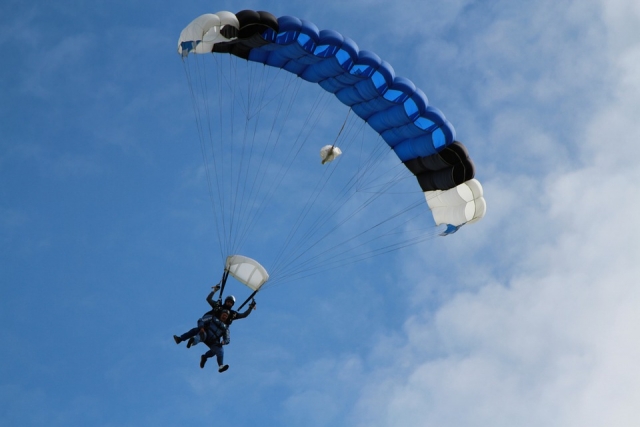 Salto en paracaídas 