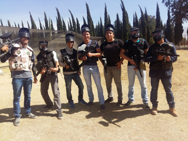 Forma tu equipo de paintball 