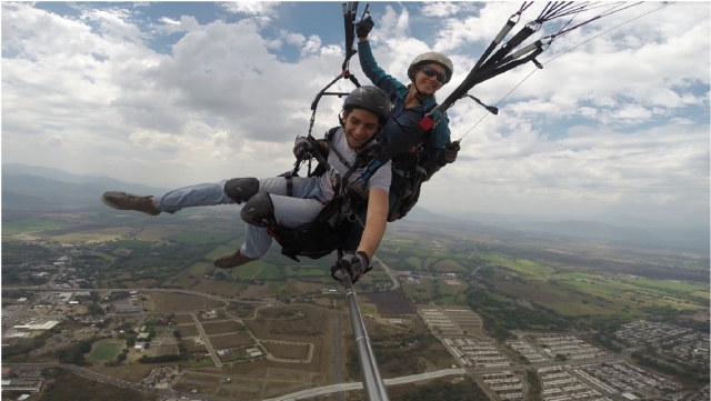 Vuelo en parapente en colima
