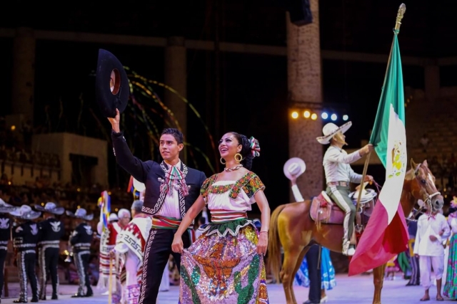show mexicano en el parque