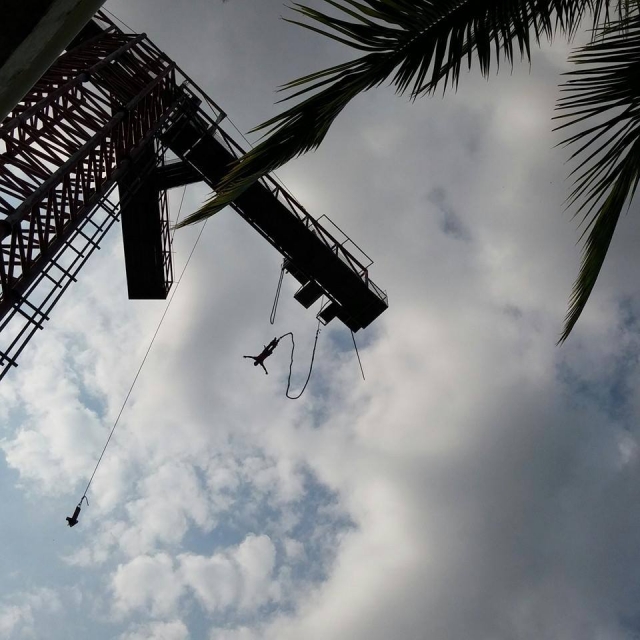 Puenting en el lago de tequesquitengo