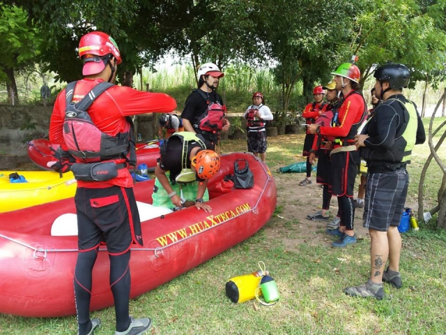 Siguiendo las instruccioneres