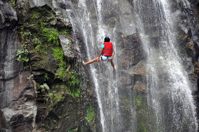 descenso en rappel