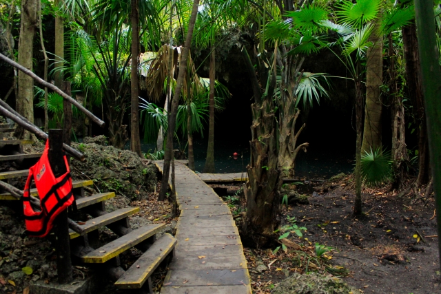 El cenote de Jade