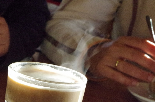 cafe caliente.