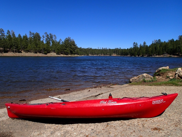 kayak en la costa