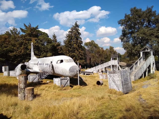 Escenario con avión