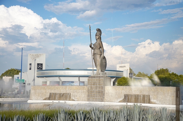 Monumentos y fuentes