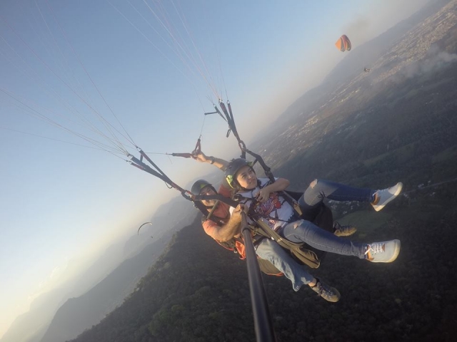 controlando el parapente