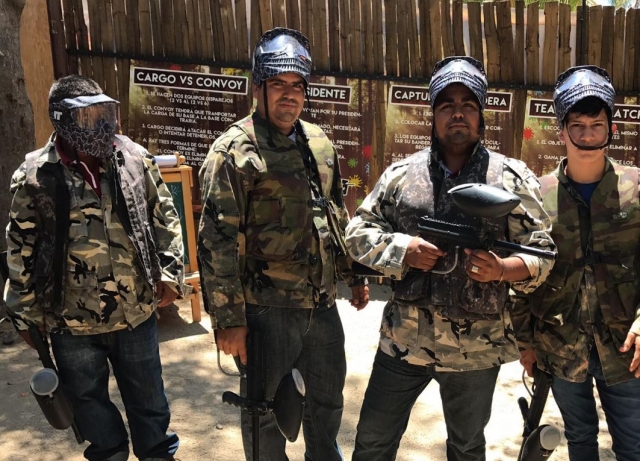 Visitando el campo de paintball
