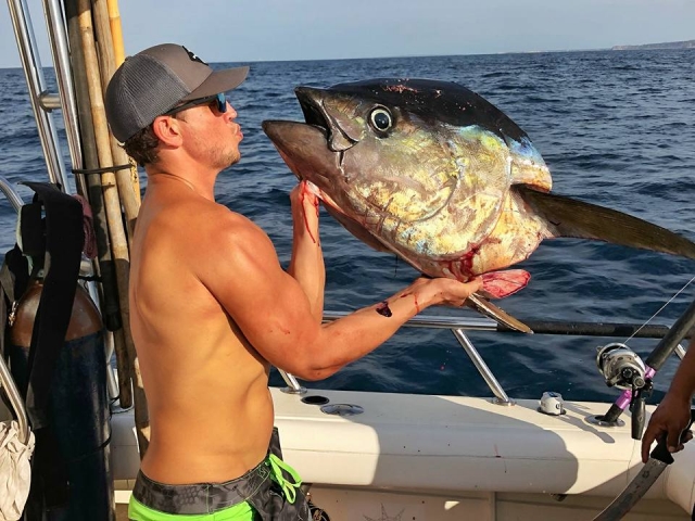 disfruta de pesca