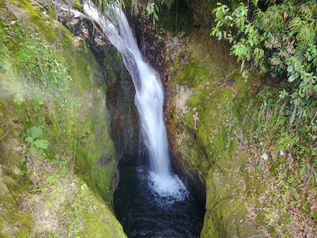 cascada la escondida