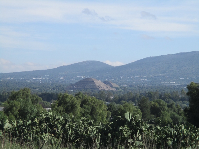vistas a pirámidererererereres 
