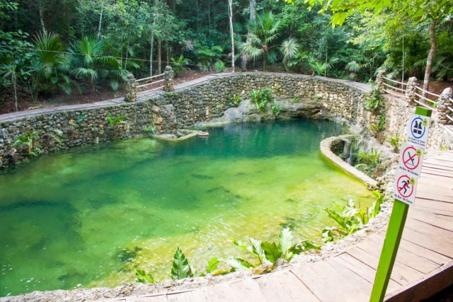 nadar en cenote