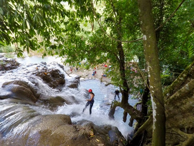 Rappel en cascada