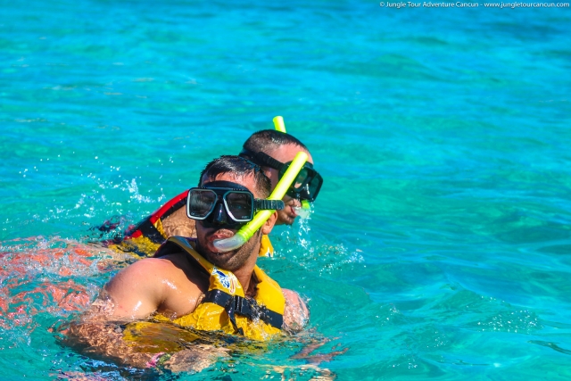 Snorkeling con amigos