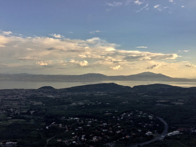 Vista de Chapala desde las alturas