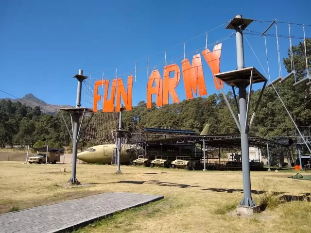 Entrada de acompañante a parque militar en CDMX