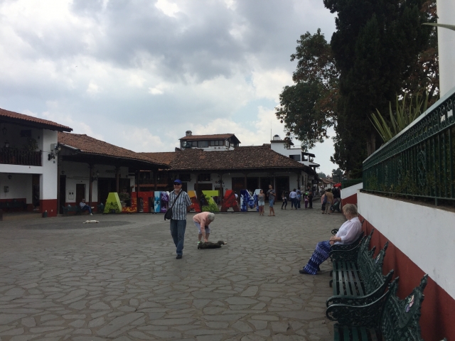 Adéntrate en el centro de Mazamitla
