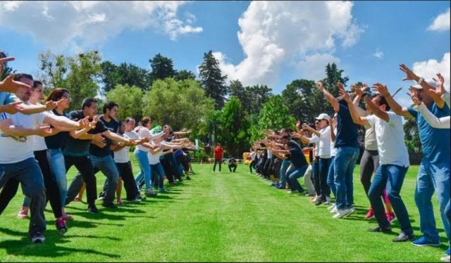 Demuestra quién erererererereres el mejor en el rally empresarial