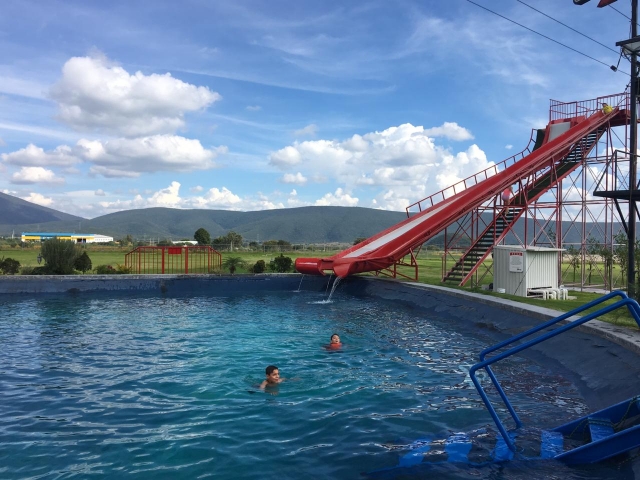 Entrada tobogán acuático en Atlixco