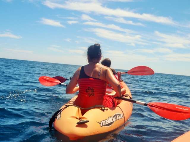 Kayak y snorkel en bahía de santiago