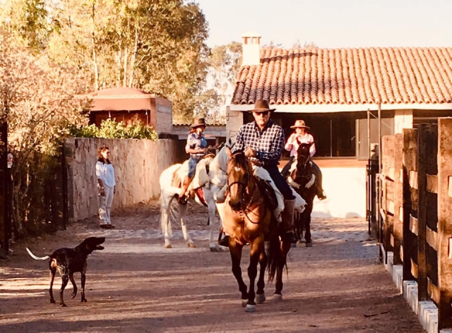 Iniciando la ruta al amanecer