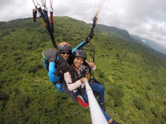 Viviendo aventura en parapente