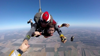 Salto tándem y video a 2 cámaras en General Terán