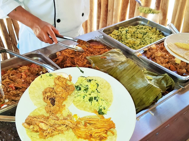 Almuerzo buffet
