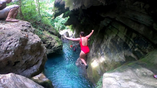Brincando en el barranco