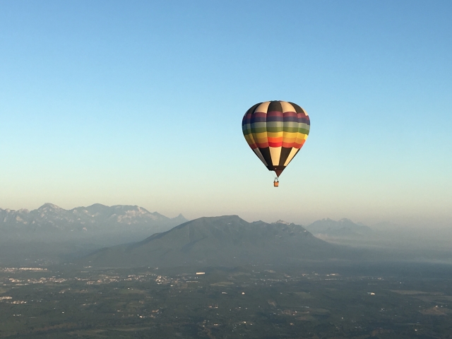 Globo y Sierra Madre