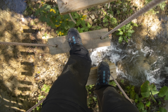 Cruzando el puente 