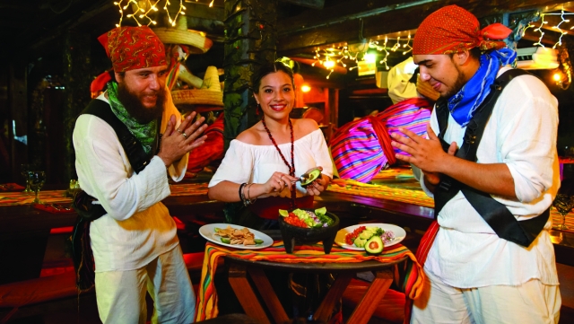 Disfruta la rica comida mexicana