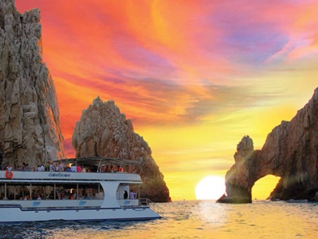 Catamaran al atardecer Catamaran al atardecer