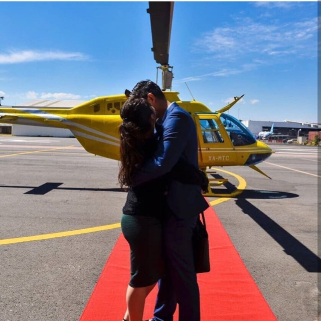 Felices con helicóptero