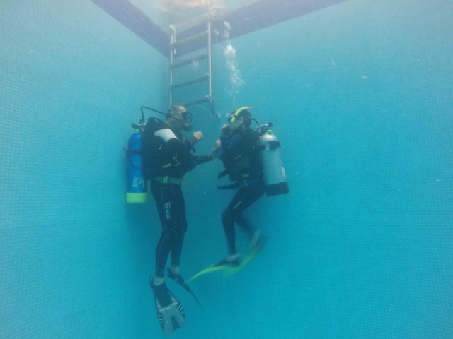 Leccionererererereres de buceo