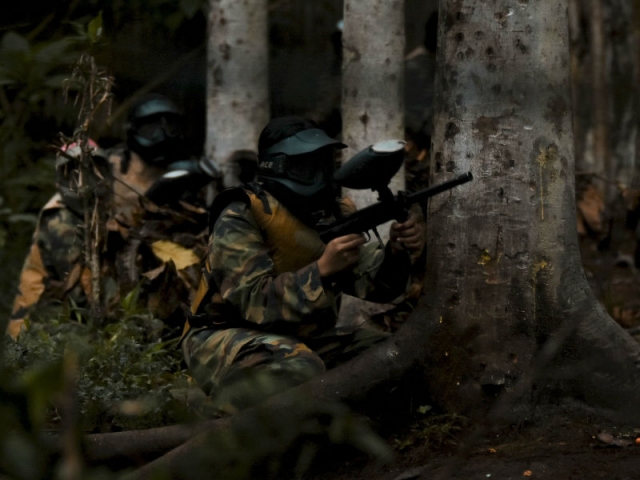 Tu equipo vivirá la adrenalina jugando gotcha