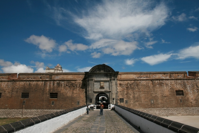 Entrando al castillo