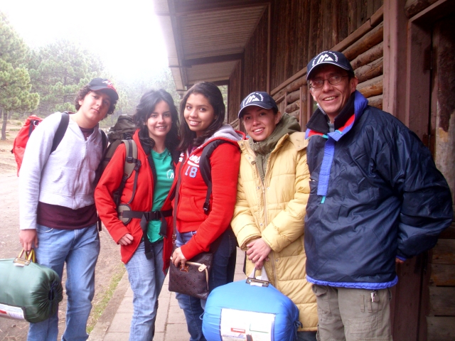 Amigos en campamento