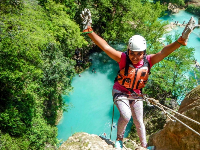 Rappel y trekking en Minas Viejas con comida 1 día