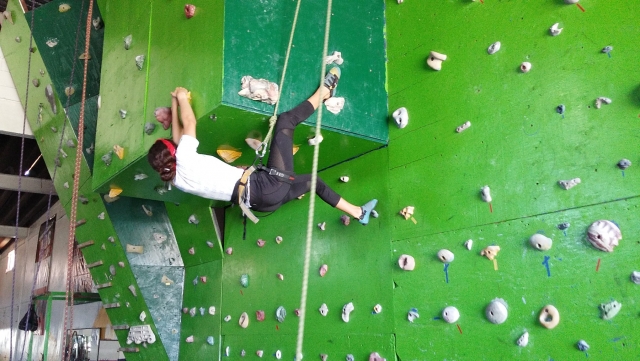 Clasereres en Rocódromo