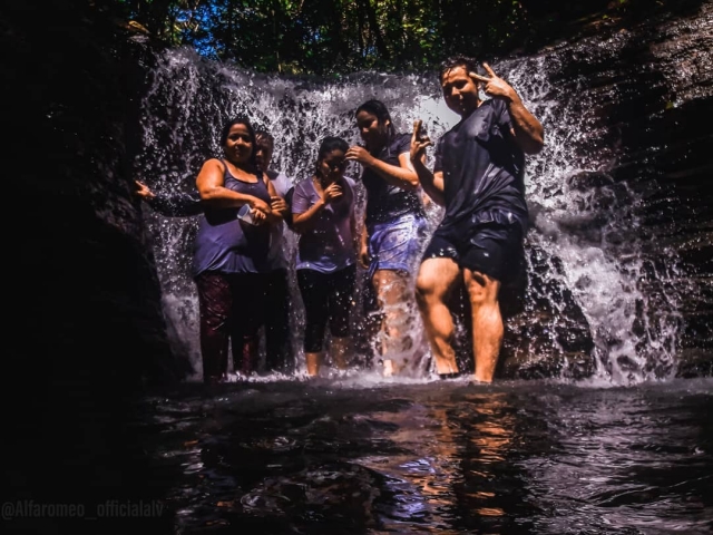 Báñate en cascadas de la selva
