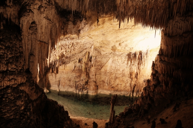 Cuevas subterráneas