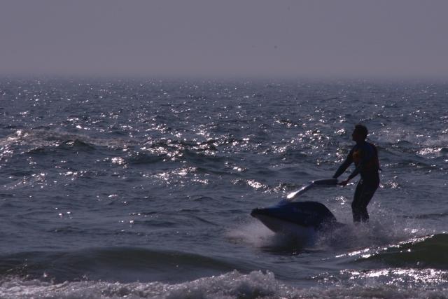 Jetski en el mar